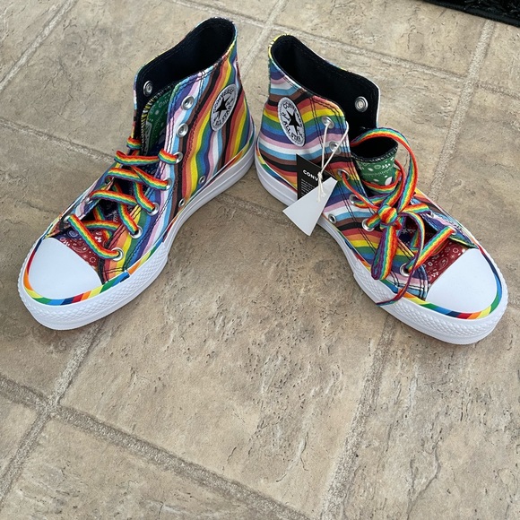 Customized converse - Picture 2 of 2